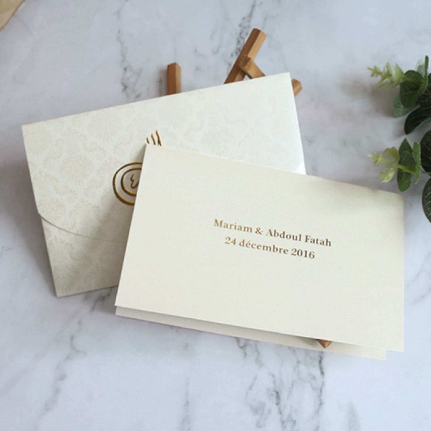 Ivory Invitation Card Foiling Wedding Invitation Customized Latest Invitation Card