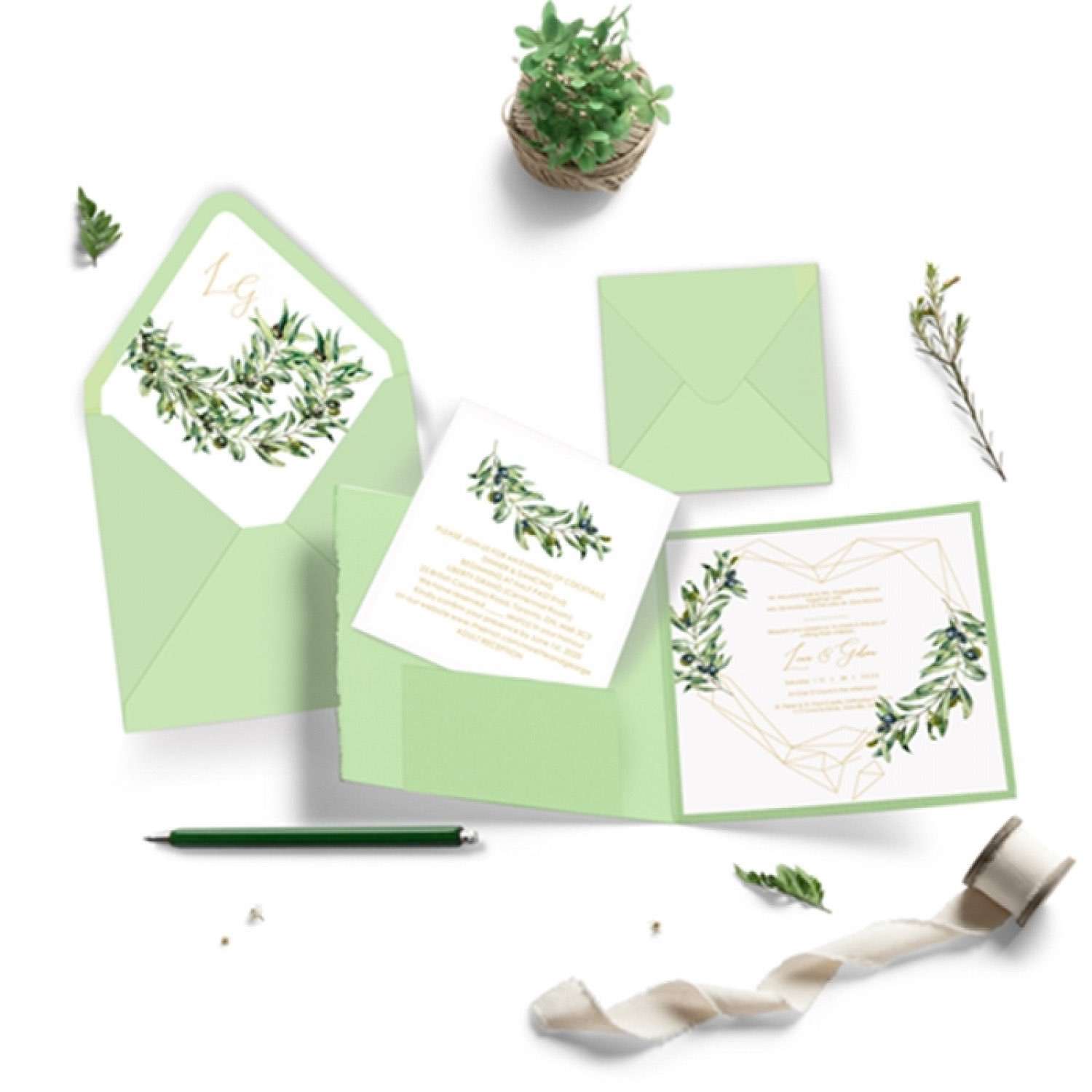 Half Fold Beautiful Invitation Wedding Card Customized Fresh Style Invitation