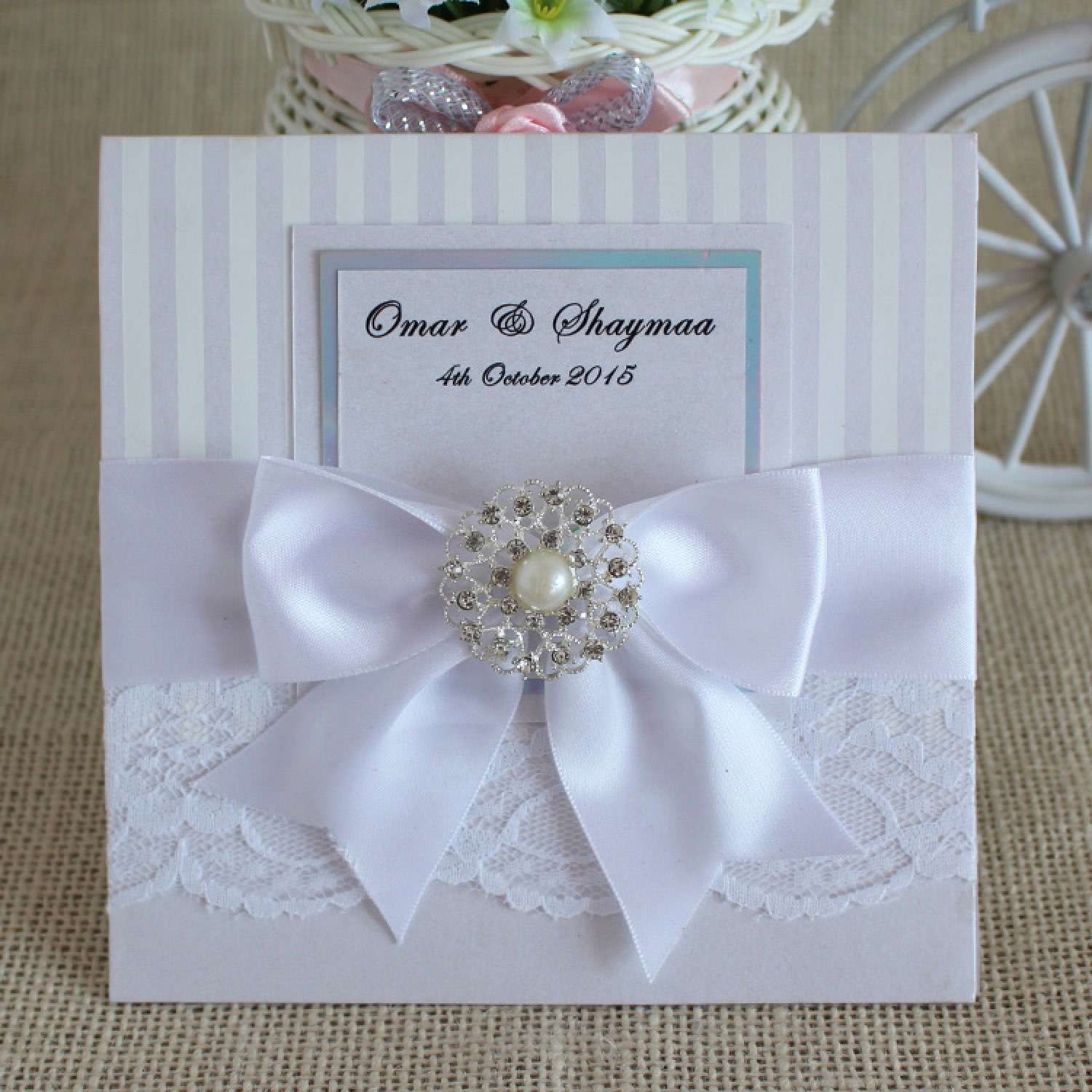 Lace Invitation Card with Ribbon Bow Wedding Invitation Made in China