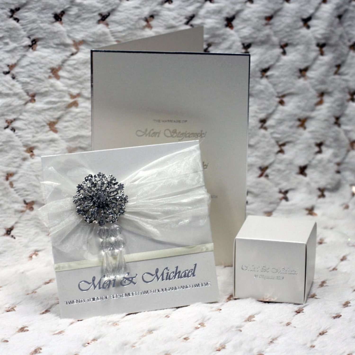 Silk Wedding Invitation Customized Decoration Wedding Supplies Invitation with Small Paper Box