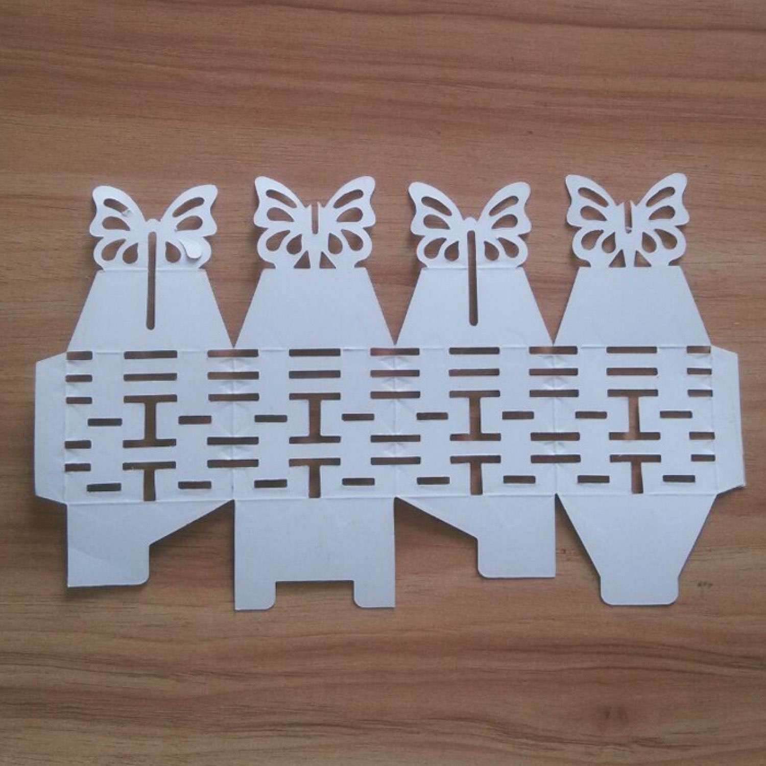 Chinese Style Wedding Box Laser Cut Paper Candy Box Customized